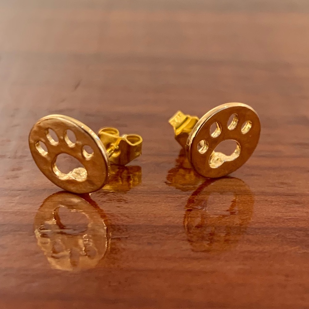 BNWT paw earrings